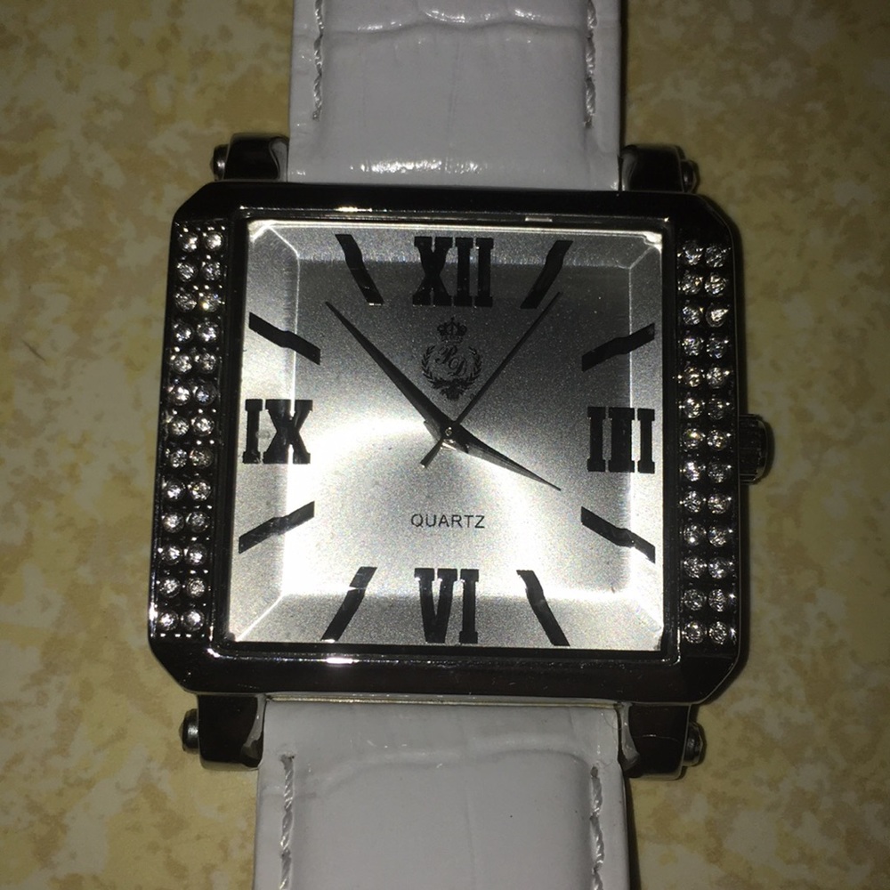 Premier Designs White Watch - Picture 2 of 3